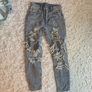 american eagle mom jeans